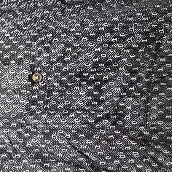 Men's Short Sleeve Button Down Shirt - Picture 4 of 6